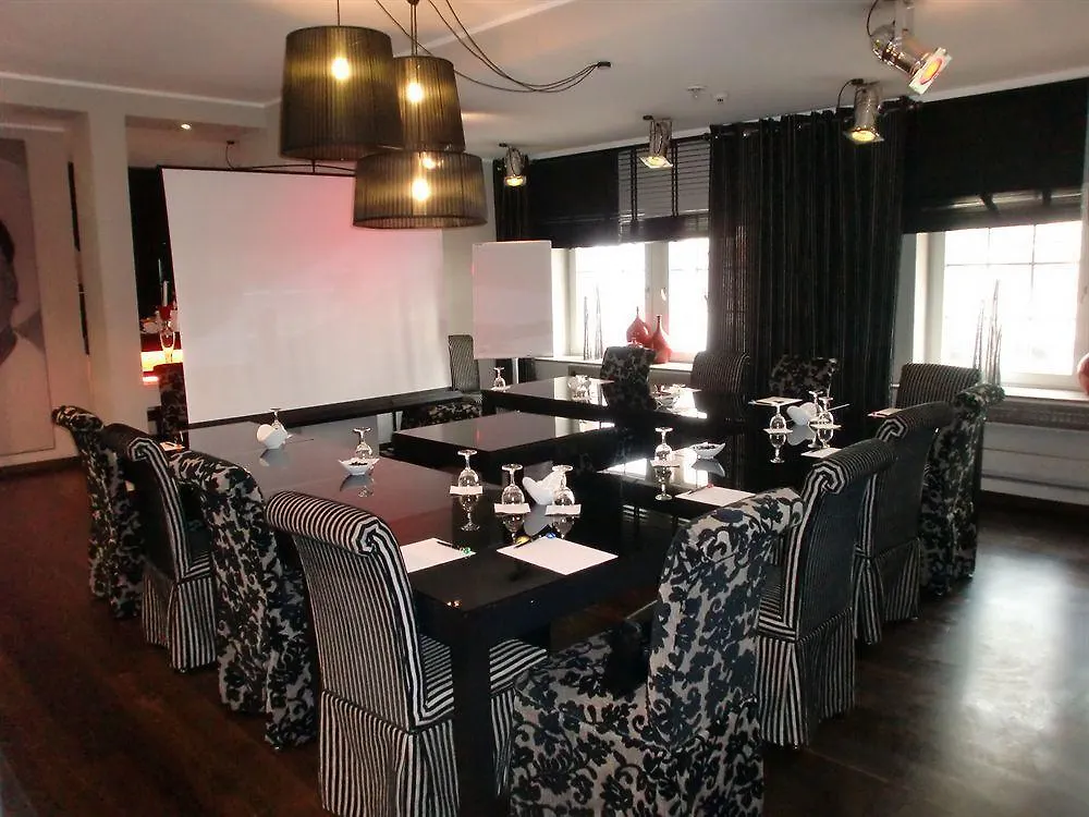 Stage47 Hotel Düsseldorf 4*,